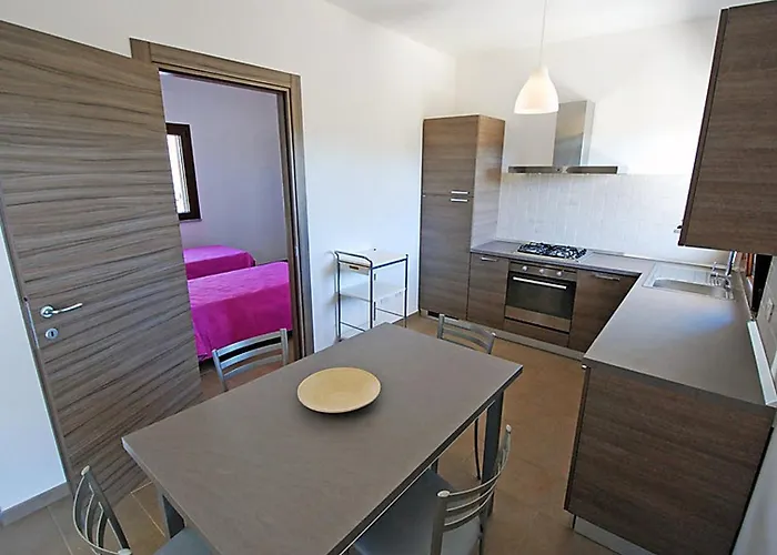 Charming House In Is Potettus With Private Garden *